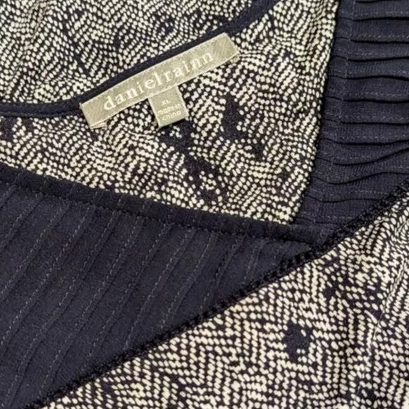 DANIEL RAINN Size XL Womens Navy Blue Shirt Top Blouse Tank Sleeveless Boho - Picture 6 of 6